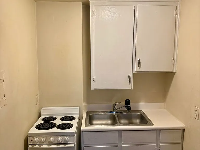 118 S Boylan Ave — Photo 8