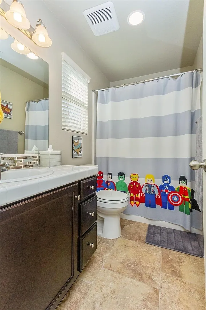 Beautiful Newer 3 Bedroom Patio Home in Desirable Loma Vista Community! — Photo 4