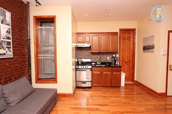 Rented by Brooklyn Rentals NYC | media 11