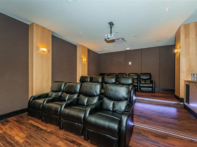 880 Mandalay Ave #S202 — Photo 21