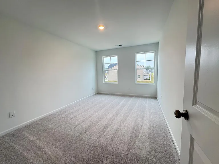 318 Thompson Overlook Way — Photo 11