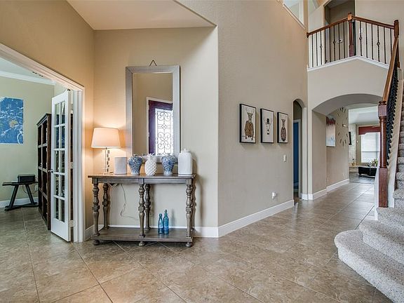 3rd image of 6915 Brewster Ln