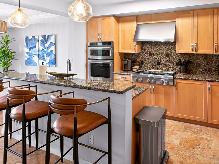 5470 La Jolla Blvd #H102 — Photo 10