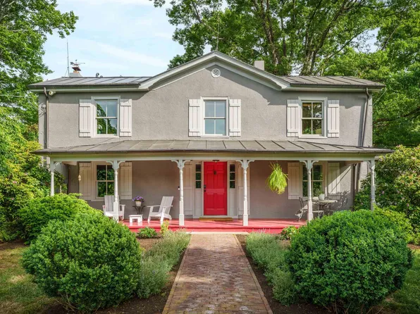 1285 Lanetown Rd, Crozet, VA 22932