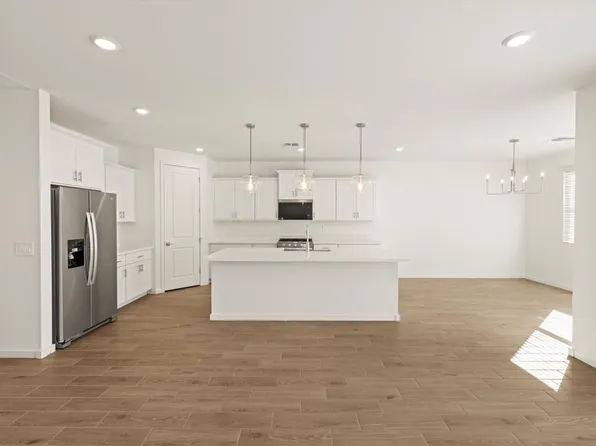 2377 E Grenach Rd, San Tan Valley, AZ 85143