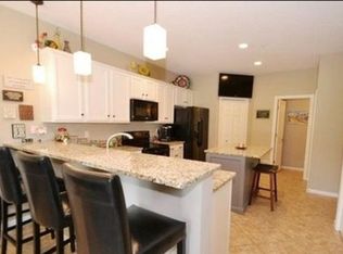 13925 52nd Ave N APT 1104, Plymouth, MN 55446