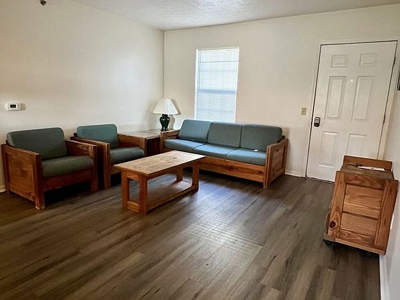 3rd image of 15 S Shafer St APT 2002