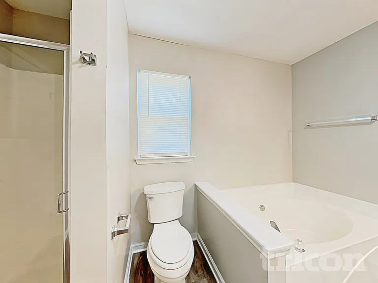 143 Markham Dr — Photo 15