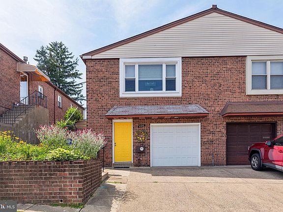 2nd image of 8212 Burholme Ave