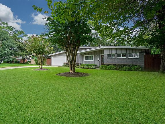 3rd image of 10158 Brinwood Dr
