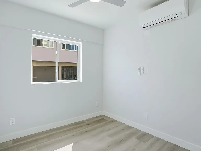 501 N. Ditmar — Photo 22