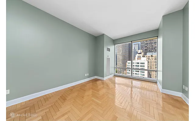 Rented by Douglas Elliman | media 23