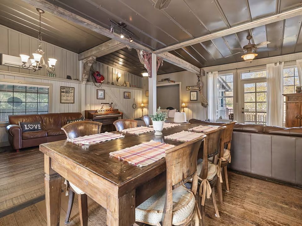 79th image of this home