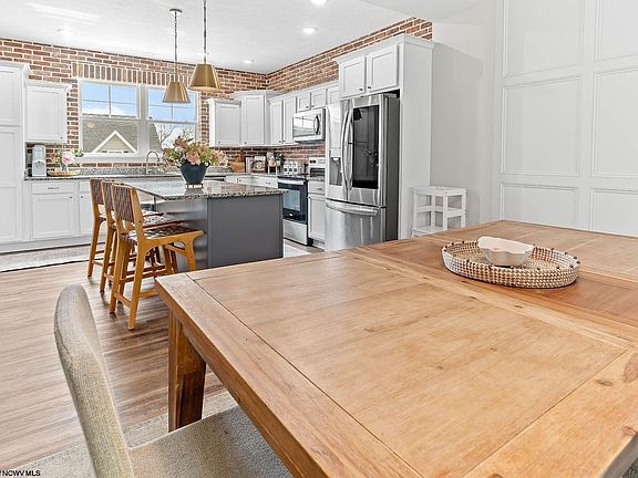 5th image of 2060 Mountain Ash Ln