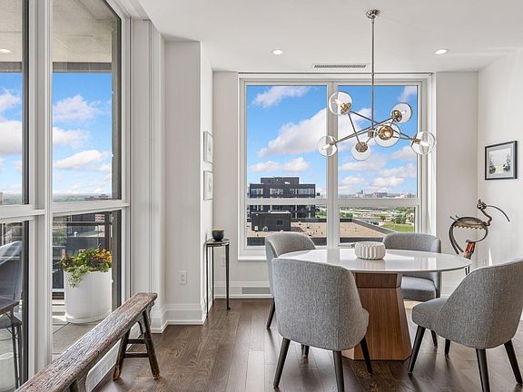 5th image of 1111 W River Pkwy #18D