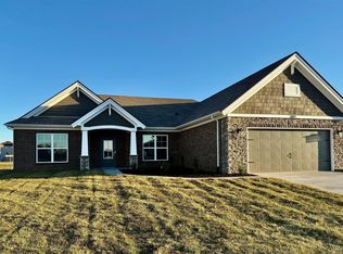 2814 Harton Ln, Bowling Green, KY 42104