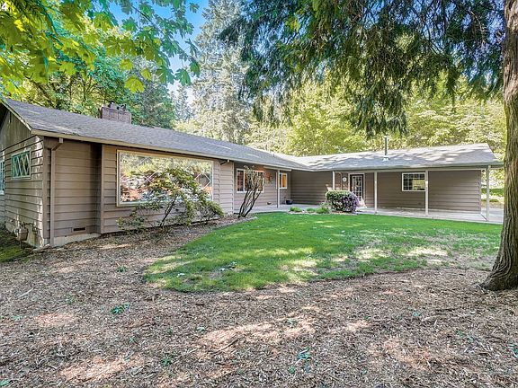 3rd image of 3280 Arbor Dr
