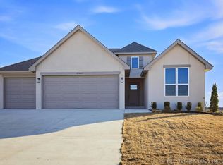 10404 E 132nd St S, Bixby, OK 74008