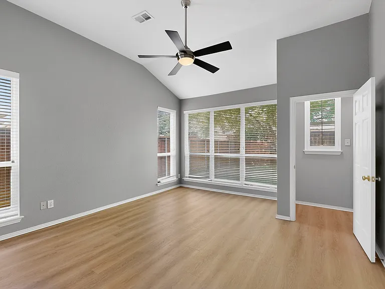 3513 San Paula Dr — Photo 26