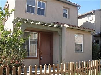 1st image of 807 E Tulip Ln
