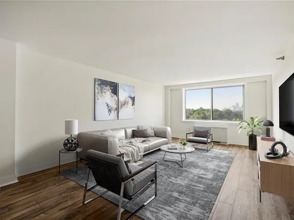2479 Peachtree Rd NE APT 702, Atlanta, GA 30305