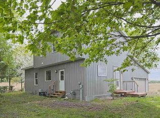 1925 8th St, Baraboo, WI 53913