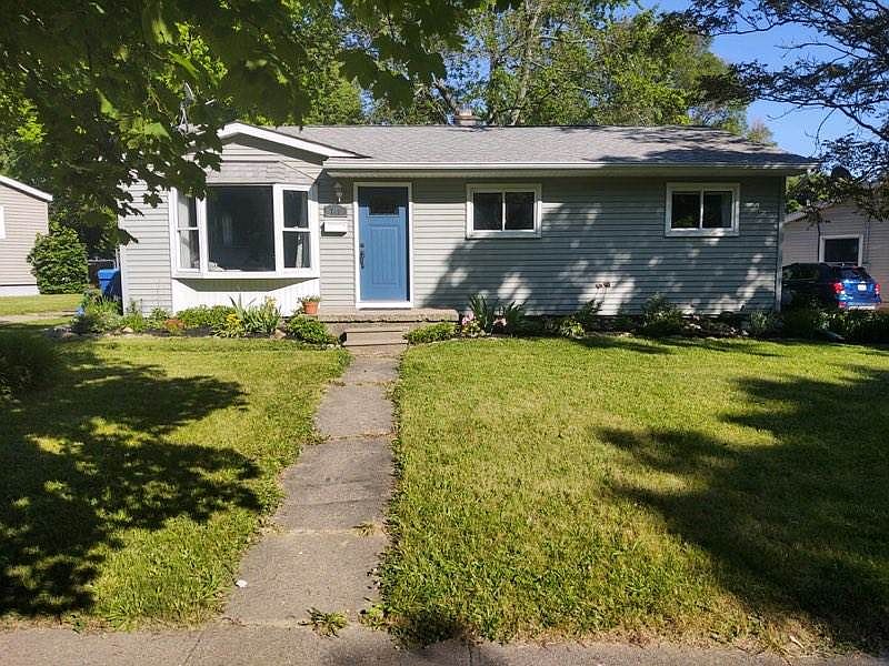 1st image of 740 Woodbine Dr