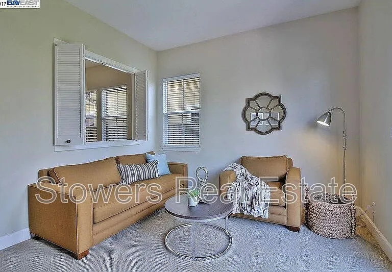 5139 Holborn Way — Photo 3