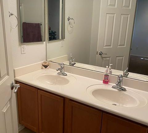 2nd image of 34716 S Pioneer Way