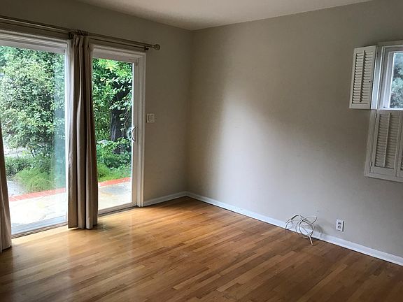 5th image of 630 Sidney Ave