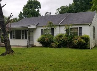 529 Oakcrest Cir, Bassett, VA 24055