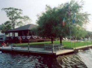 40 Cable Rd, Waretown, NJ 08758