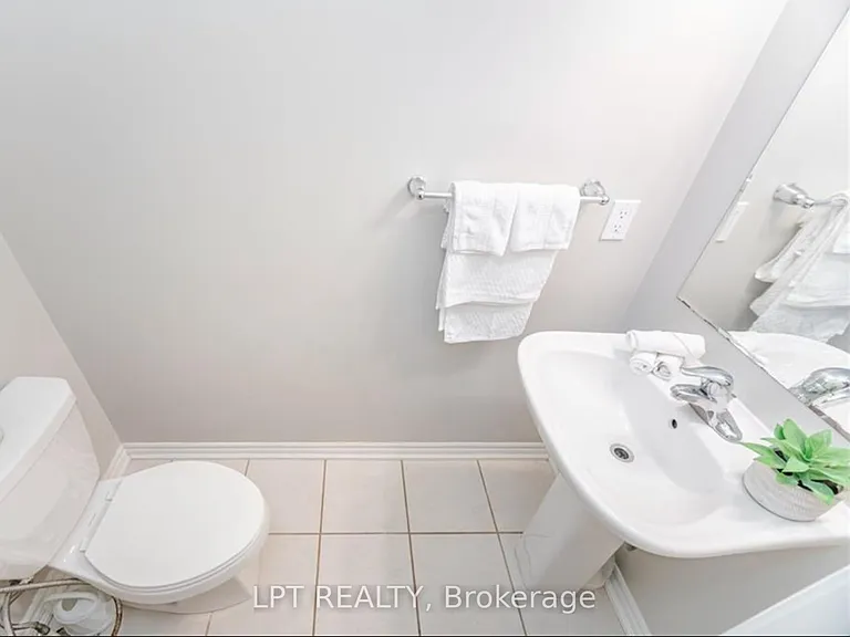 554 Goldenrod Ln #140 — Photo 20