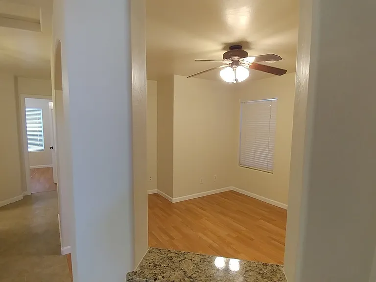 1004 W Dexter Way — Photo 32