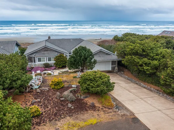 3802 NW Oceania Dr, Waldport, OR 97394