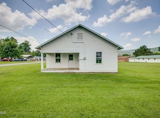 400 Riverside Dr, Unicoi, TN 37692