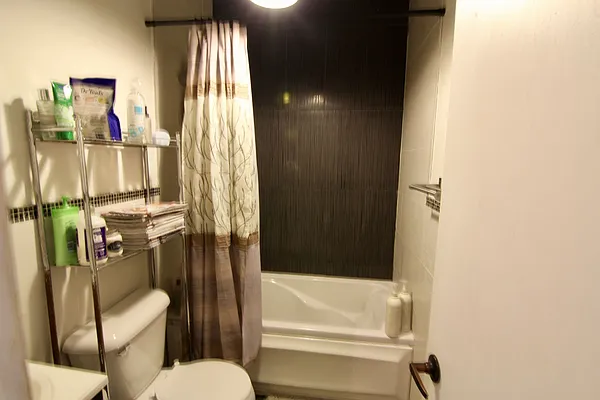 Rented by Lucky Apt Inc | media 9