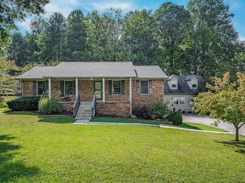 1st image of 3705 Bartlett Dr