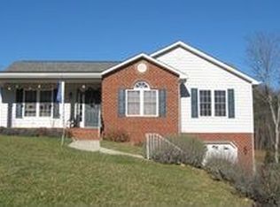 118 Carey Ave, Salem, VA 24153