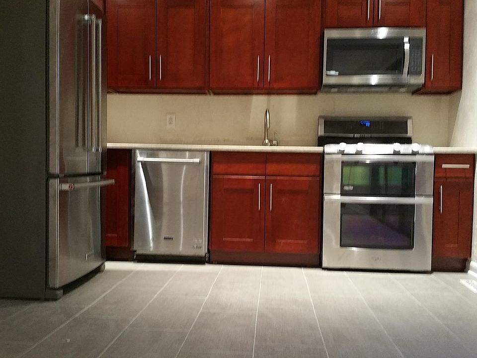  Renovated Shaker Kitchen 