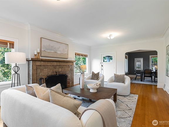 4th image of 431 Smith Street