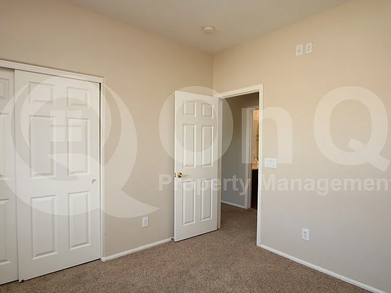4226 E Buckboard Rd — Photo 12