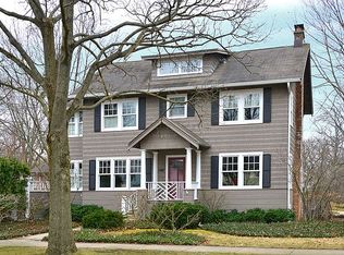 946 Oak St, Winnetka, IL 60093