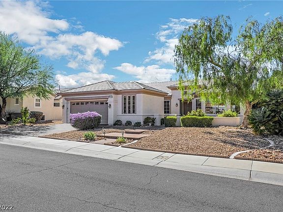 3rd image of 1755 Sebring Hills Dr