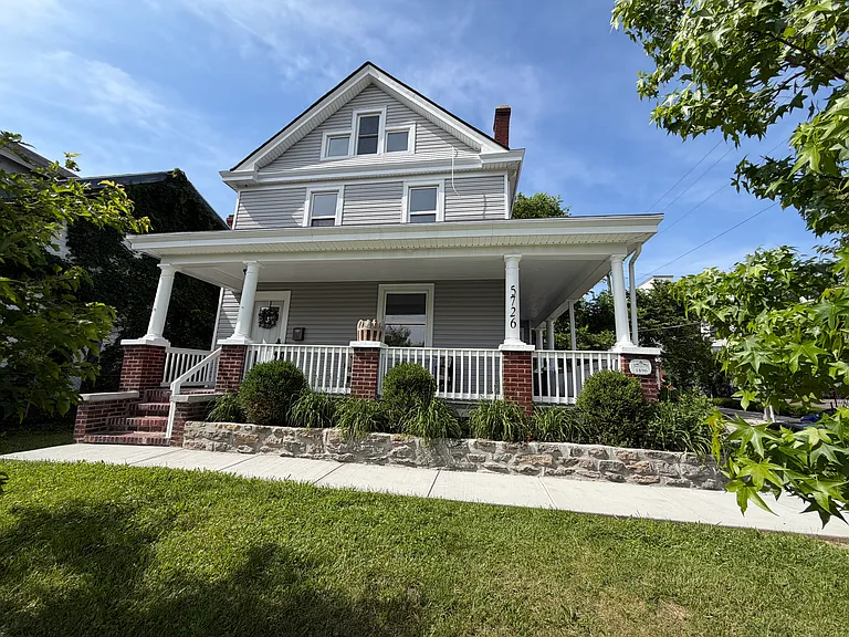5726 Prentice Ave — Photo 2