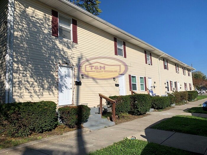 1st image of 10 S Bradley Ave #10