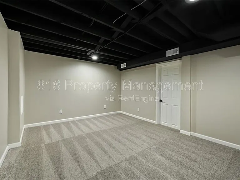 12120 W 63rd Ter — Photo 14