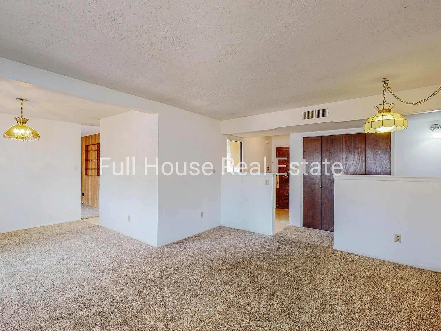 7309 Coulson Dr NE — Photo 3