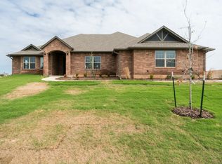 9800 Eastblake Pl, Yukon, OK 73099