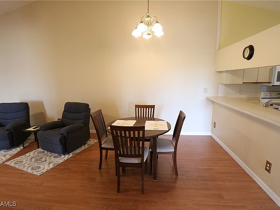 4th image of 5731 Foxlake Dr APT 5